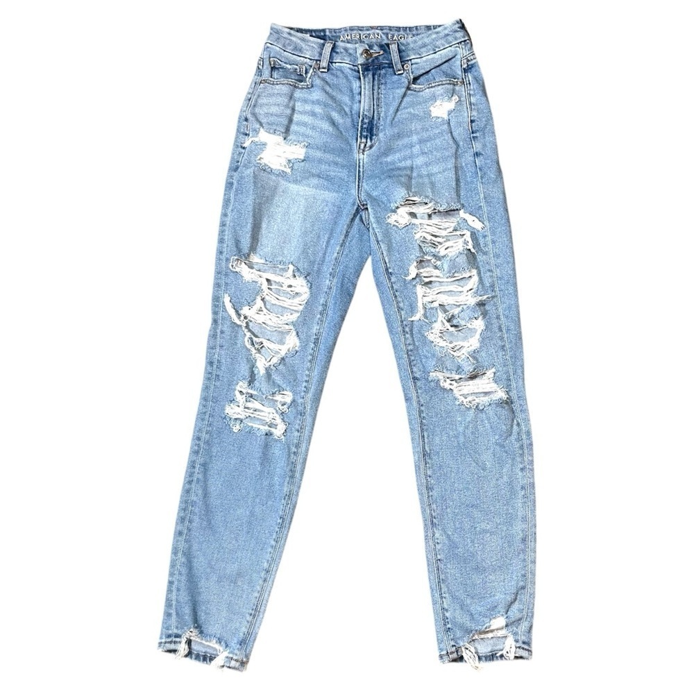 American‎ Eagle Women’s Light Wash Distressed Curvy Mom Stretch Jeans Size 0